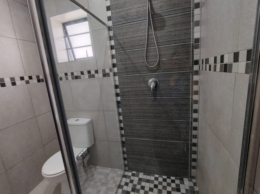 4 Bedroom Property for Sale in Island View Western Cape